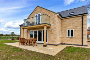 Finest Retreats - The Roost